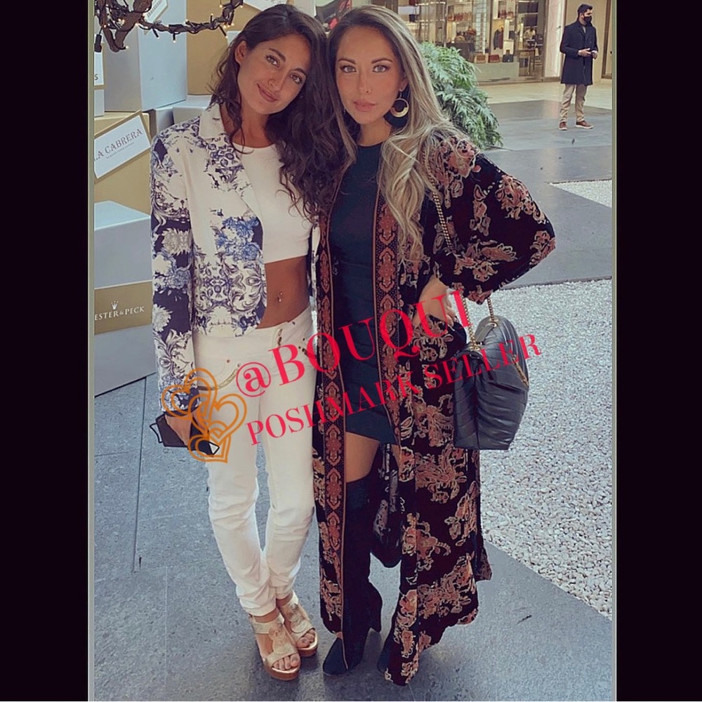 BLOGGERS FAV ZARA FLORAL PRINTED VELVET KIMONO - Picture 12 of 16